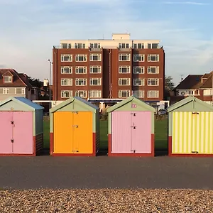 Western Princes Marine 3*, Hove Royaume-Uni